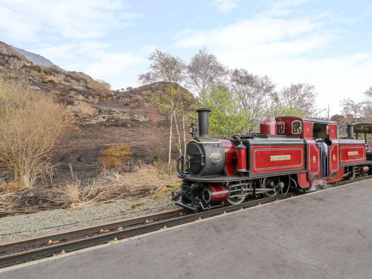 1 Llwyn Hir Blaenau Ffestiniog Exterior foto